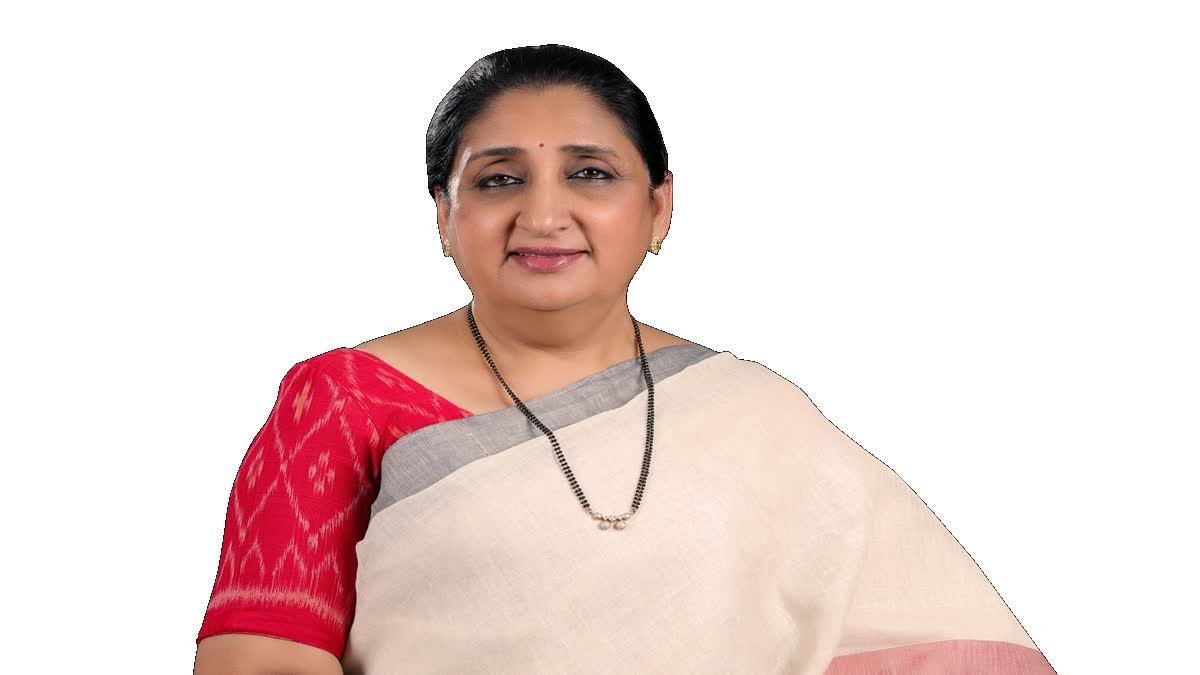 श्रीमती सुनेत्राताई अजित पवार